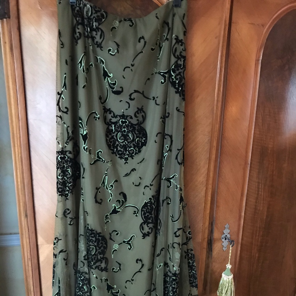 Cheats B nylon flicked net over olive skirt On Sale